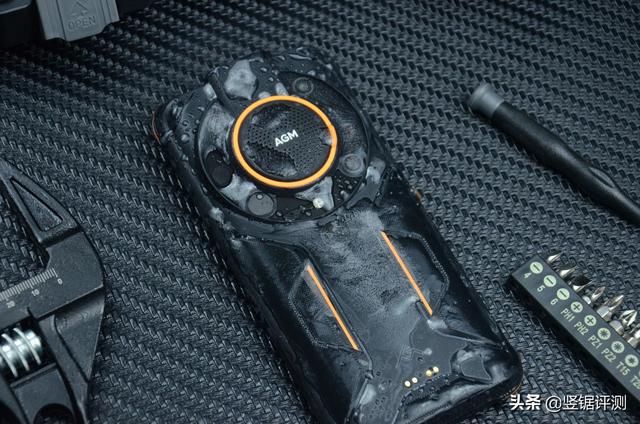 放冰箱冷冻也能正常使用的5G三防手机！AGM  G1 Pro上手评测