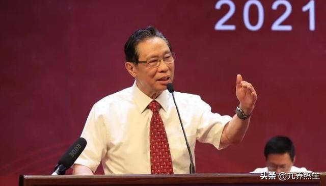 钟南山忠告：要想长寿，饮食为先，这5种食物尽量少吃