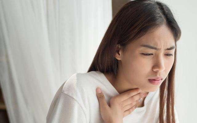 慢性咽炎与食道癌差别在哪？注意：别再混淆了