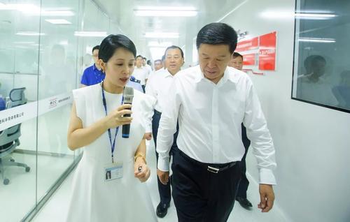 梁勤：从草根创业者到上市公司掌门人，创业20年年均盈利逾2亿