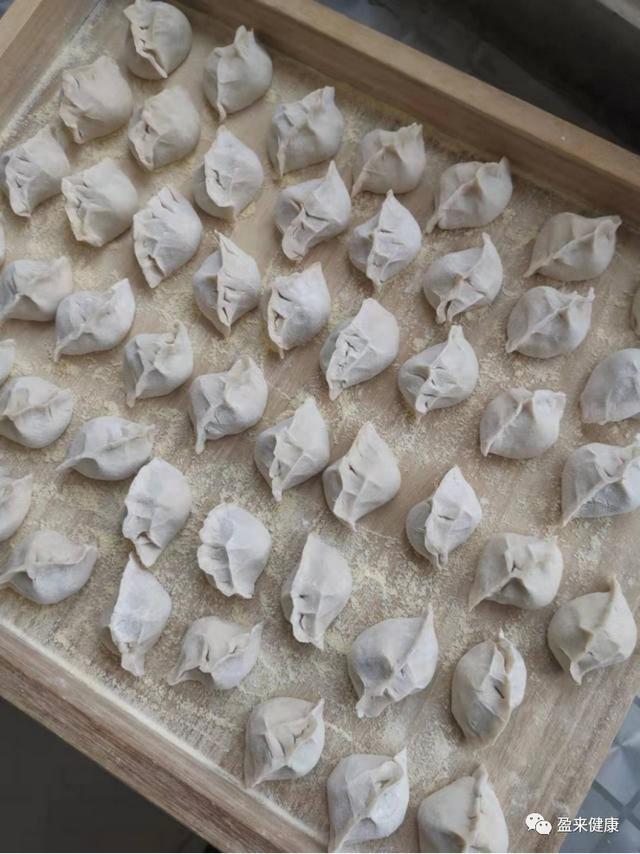 再也不用担心吃饺子升血糖了！营养师教你如何制作“稳糖水饺”