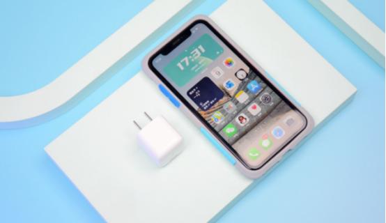 为什么安卓越来越贵，苹果却越卖越便宜？内行人说出背后的原因