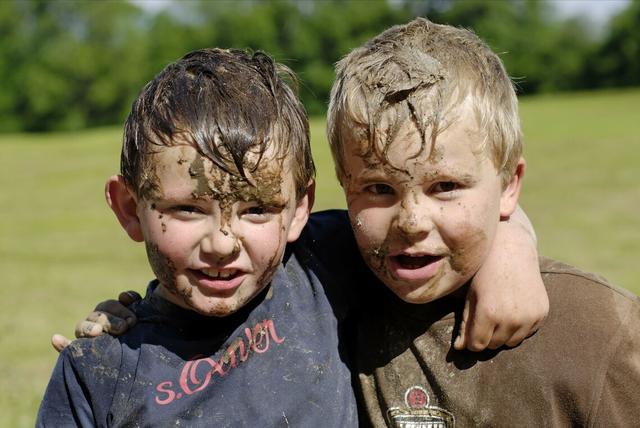 养了个乖女儿的幻觉就是：差点把养边牧的经验，用到了哈士奇身上