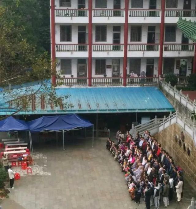 你知道寺院義工嗎？記錄我的十一天寺院義工生活