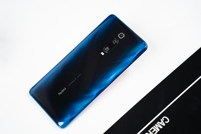 800 元以内，潜望长焦 / 三星高刷，2021 Q4 值得入手「土垃圾」（二）