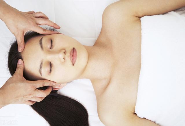 中医讲的“经络能传注病邪”是什么意思？