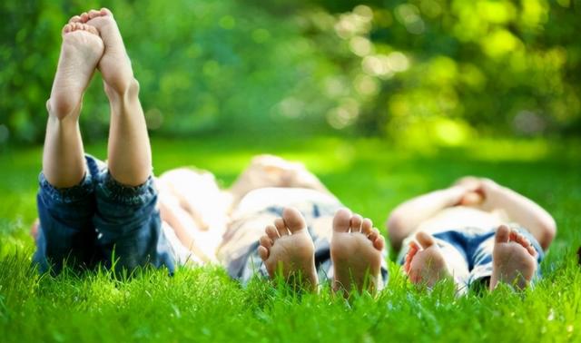 国家放开三胎政策，假如三胎意外来了，你会为了养老选择生吗？