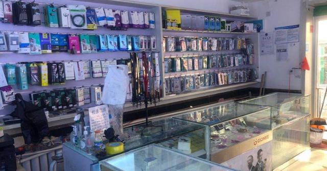 从满大街都是到亏本退出，手机卖场为何出现“倒闭潮”？