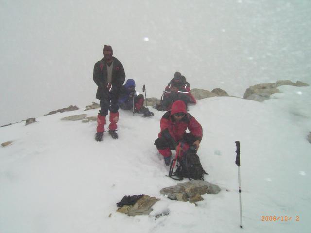 攀登哈巴雪山