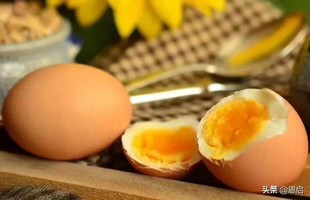 因为1个鸡蛋，自闭症孩子突然开口说话，妈妈惊喜落泪