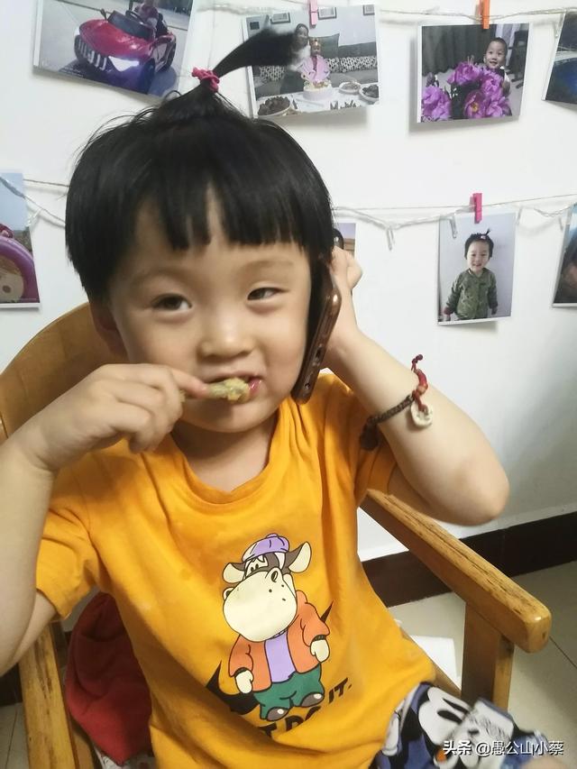 今天宝宝你三周岁了，从2斤到32斤，你就是我们最大的幸福