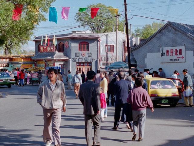 中国法拉利第一人，坐拥京A00001车牌，亿万富翁李晓华的创富传奇