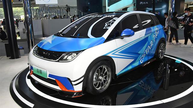 在新能源势力你追我赶的当下，比亚迪海豚为何推出电竞版？