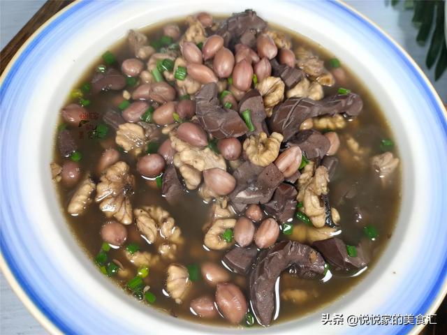 睡眠不好，记得多吃这6样食物，坚持吃一段时间，有益睡眠精神足