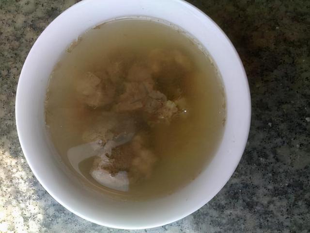 隔夜的饭菜不能吃，这四种隔夜的饭菜千万要注意，患病机率大