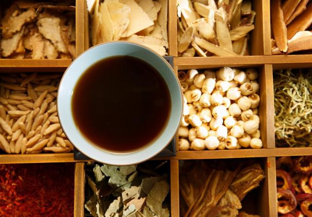 这“5种”中药尽量不长期服用，是你服用的吗？进来了解下