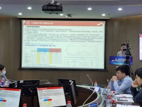 秋天就准备冬季供暖？原来“热管理”是减少续航焦虑的，电池衰减幅度可以减半