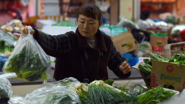 菠菜涨价背后，卖菜影响阿里美团10年后命运？