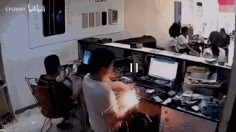 我买得起iPhone，却修不起了