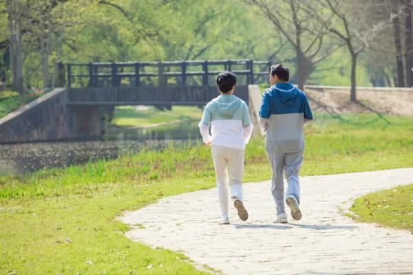 什么时间锻炼最好（冬季健身应该注意什么）