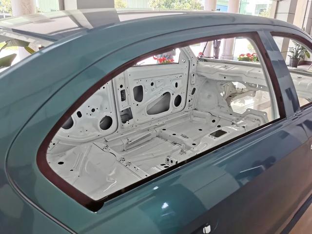 更轻更绿更看好！宝山上市公司福然德切入新能源汽车供应链