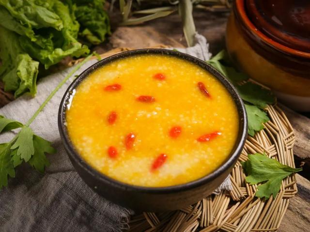 远离秋冬干燥，养肺护肺，专家推荐四款养生方