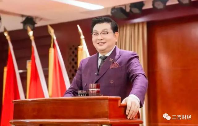 自创还阳术，开会爱跳舞，文峰浩哥是怎样独特的存在