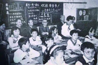 《我与“陈奖”|圣野:赞“骆驼精神”》