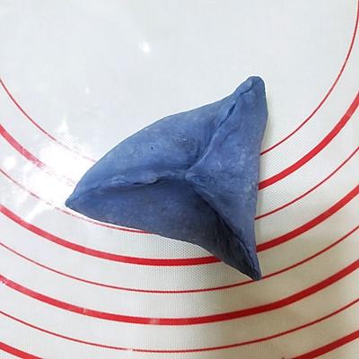 这道浪漫蝶豆花欧包，最适合宝宝吃