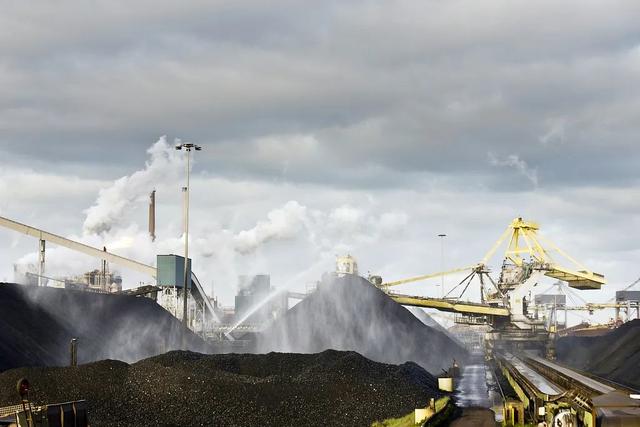 光伏、锂电、半导体未来的大机会在哪儿？“双碳”亟待解决哪些问题？……著名经济学家、企业家们这样说