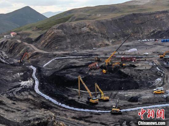 青海致20死煤矿事故原因：煤矿拒停产