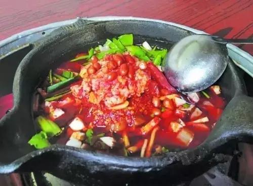 从贵A吃到贵J，贵州9个市州的美食把这条微信撑撑撑撑炸了！