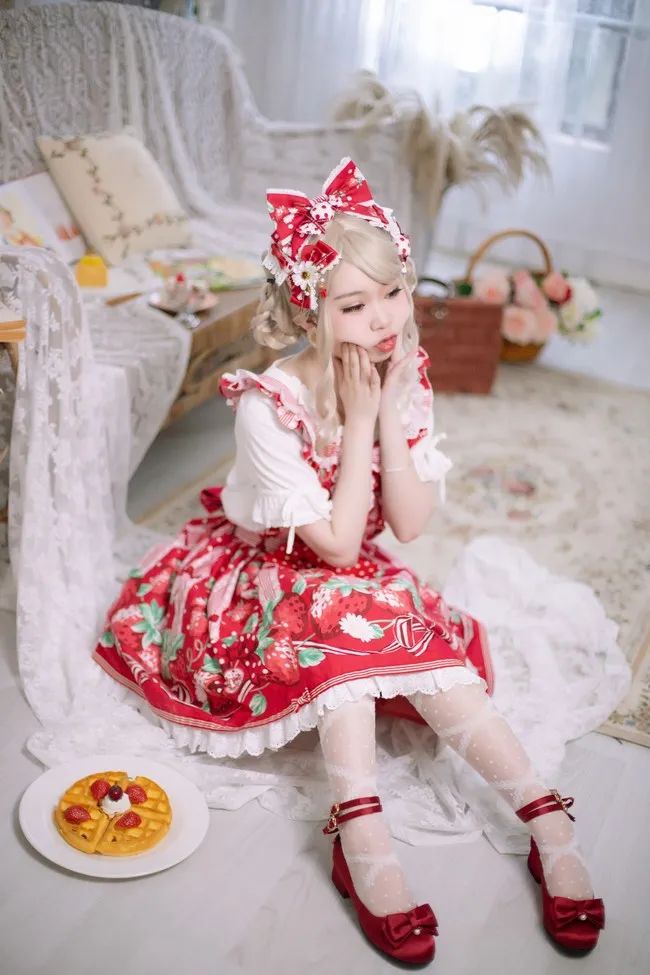 妹子摄影 – 草莓味的Lolita少女，甜美又优雅_图片 No.9