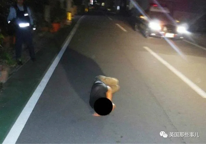 日本人的社畜到底有多惨？看看这些马路上睡姿狂放的人就知道了！_图片 No.2