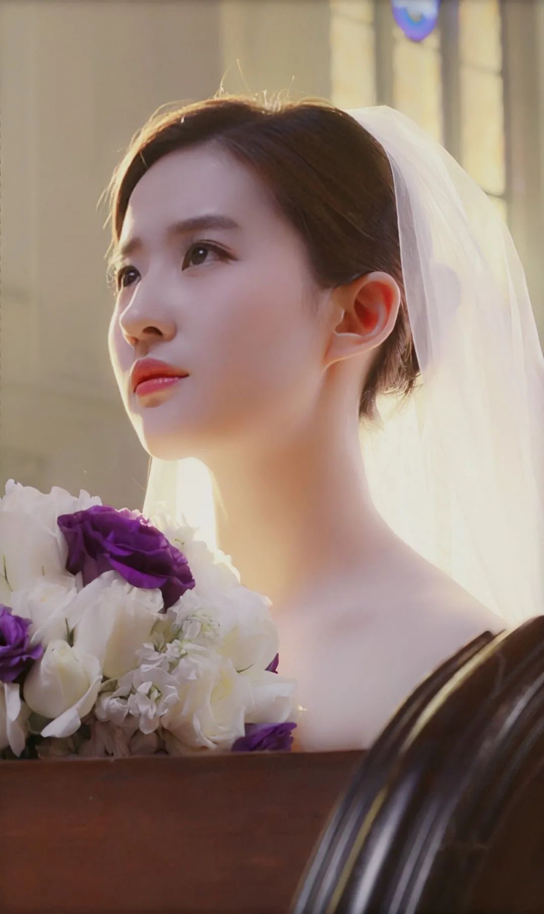 妹子写真 – 刘亦菲和《信条》女主伊丽莎白·德比茨基，都是神仙美人啊！_图片 No.20