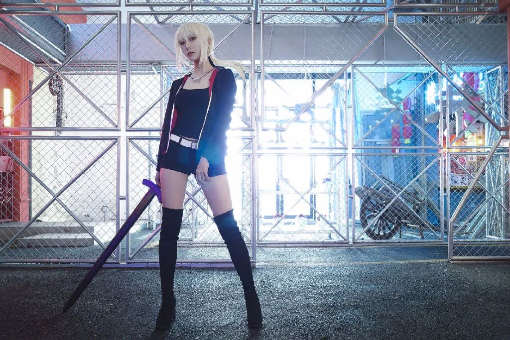 cosplay -《Fate/Grand Order​》SABER alter，黑丝绝对领域超级闪亮_图片 No.6
