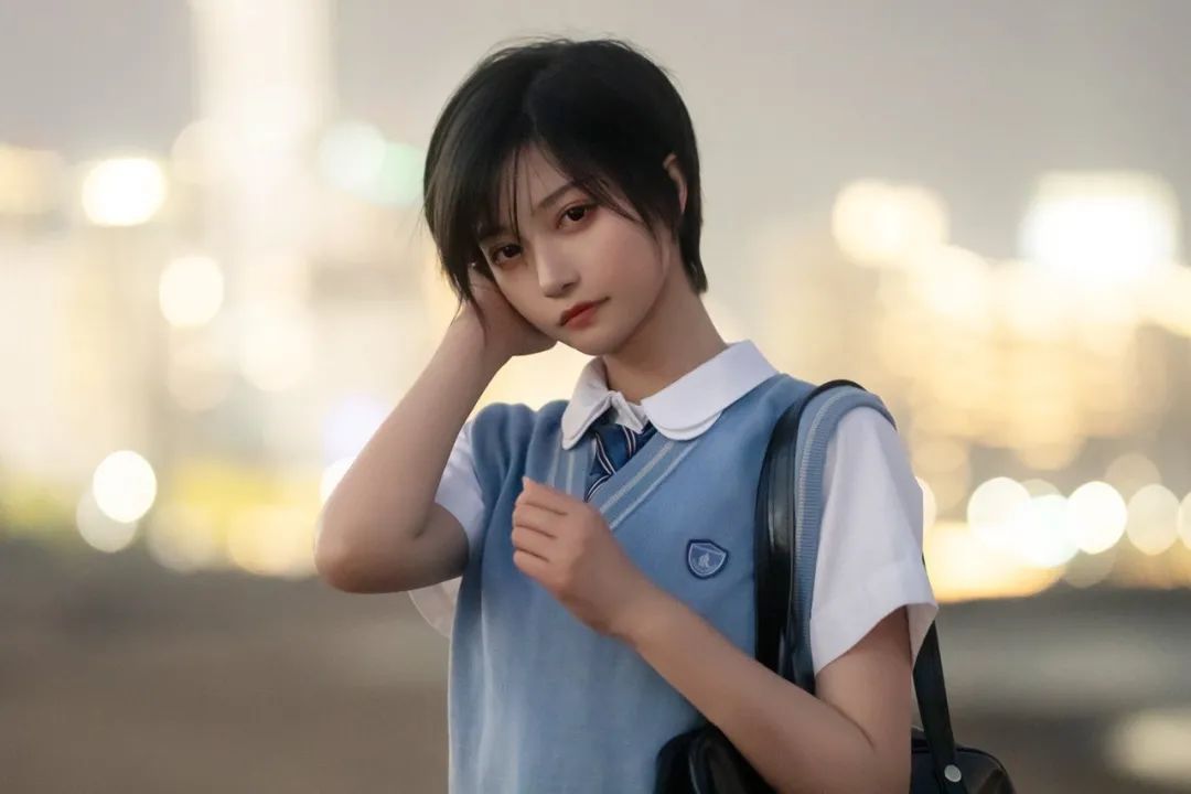 这个电锯人玛奇玛是不是很还原？超喜欢这种短发帅气小姐姐，太有感觉了！_图片 No.5