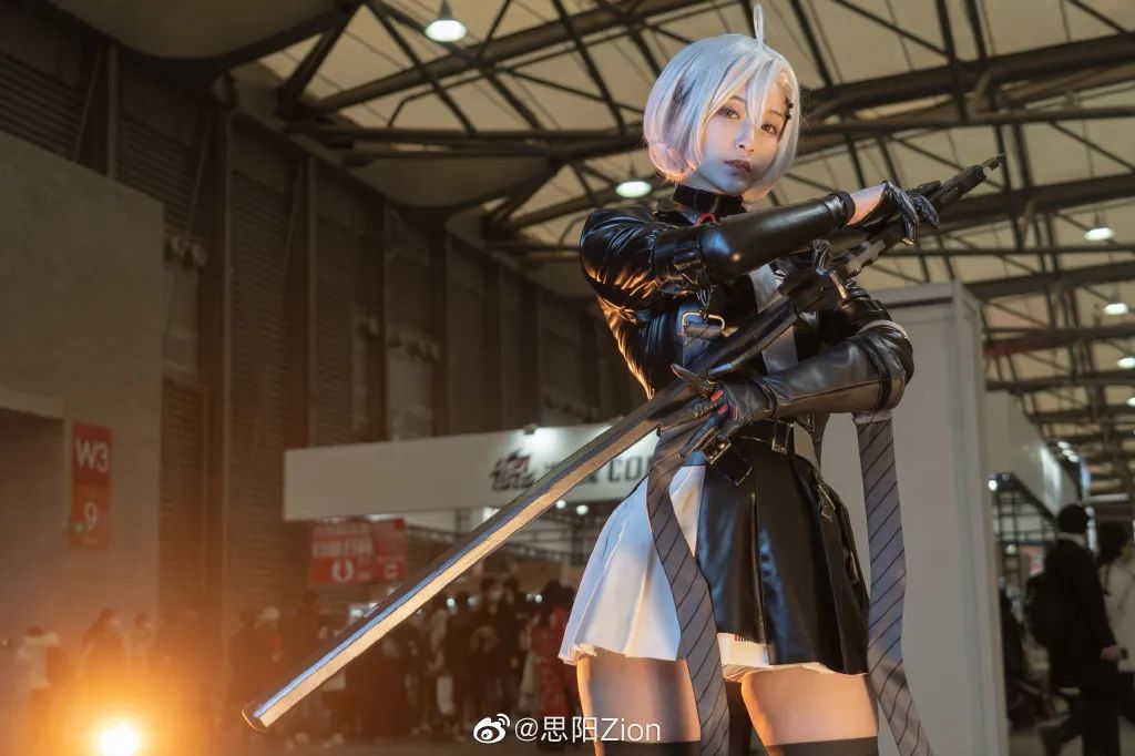 COSPLAY-《代号23》瞳(@铁板烧鬼舞w),皮靴绝对领域妹子又帅又御！_图片 No.5