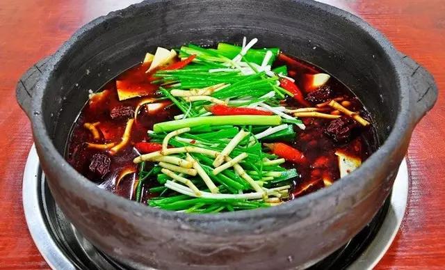 从贵A吃到贵J，贵州9个市州的美食把这条微信撑撑撑撑炸了！