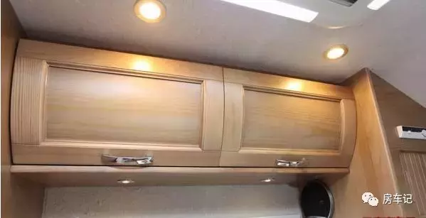 房车评测，自行式C型房车华晨金杯阁瑞斯，自动挡房车