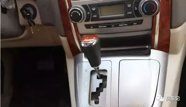 房车评测，自行式C型房车华晨金杯阁瑞斯，自动挡房车