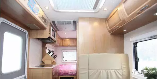 房车评测，自行式C型房车华晨金杯阁瑞斯，自动挡房车