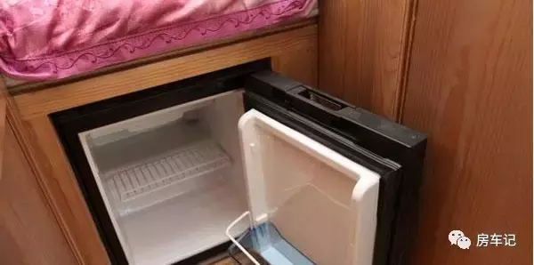 房车评测，自行式C型房车华晨金杯阁瑞斯，自动挡房车