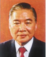 成龙前辈、娶美女的官二代，29岁早逝，去世4年后太太为其生女