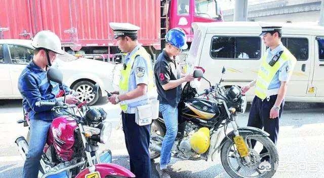 c1驾驶证能开7座车、8座车、9座车吗？