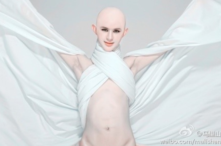 他被稱為世界第一美少年，上日本節目被誤認女性，如今落魄的不行