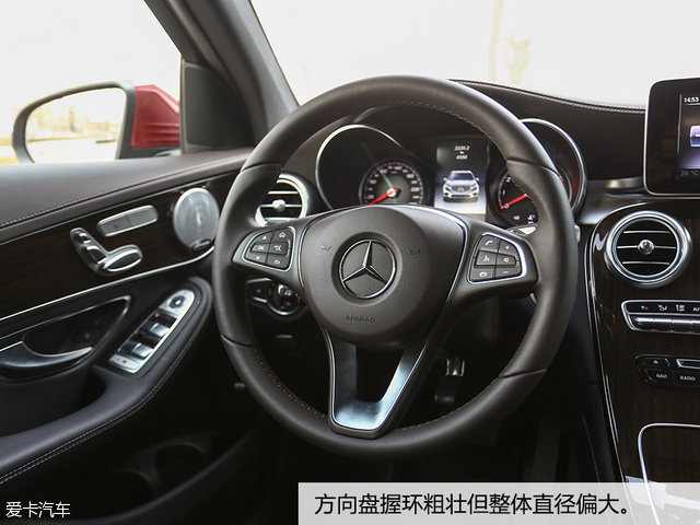测试奔驰GLC 260 4MATIC豪华型