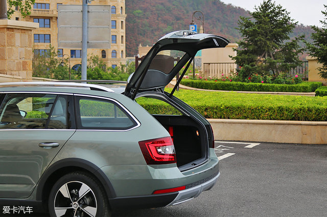 爱卡试驾斯柯达明锐旅行车1.4T