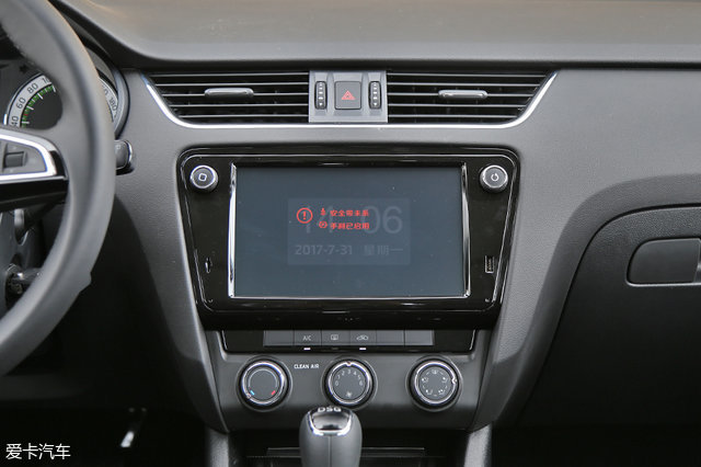 爱卡试驾斯柯达明锐旅行车1.4T