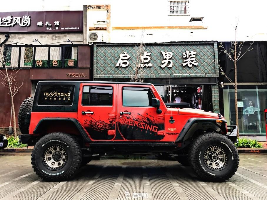 超帅的改装Jeep牧马人，开在路上回头率爆表！附改装清单